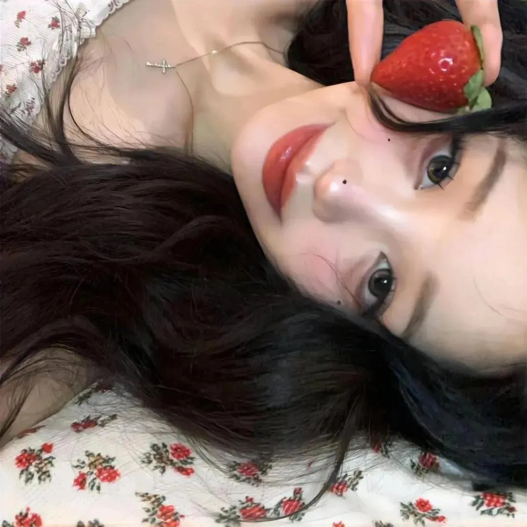 世上最美的女孩封面